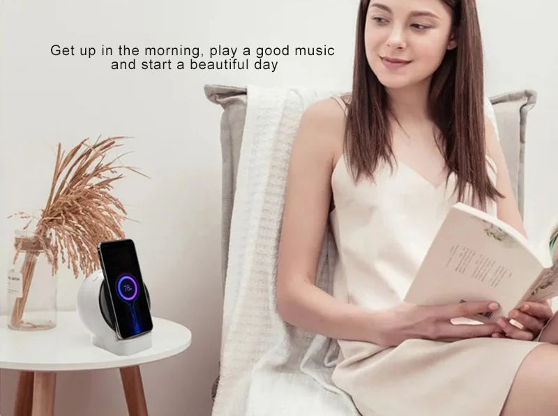 Wireless Bluetooth Speaker Multifunctional Compatible Wireless Charger And Lamp Speaker 3 In 1Bass Stero Sound Household Speaker